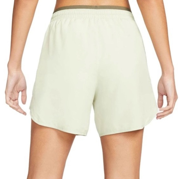 NWT! Nike Women Dri-FIT Tempo Luxe 5" Running Shorts - Multiple - Picture 3 of 8